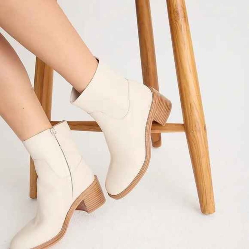 J.Crew Stacked-heel ankle boots in leather Cream Size 7.5